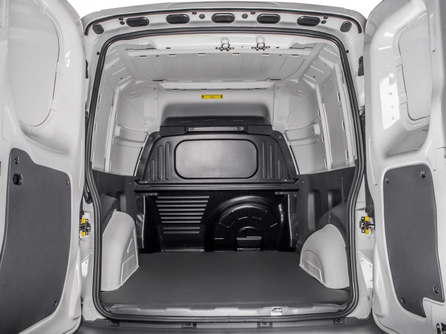  Fiat Fiorino Furgao 2013 года  (фото 26 из 30)